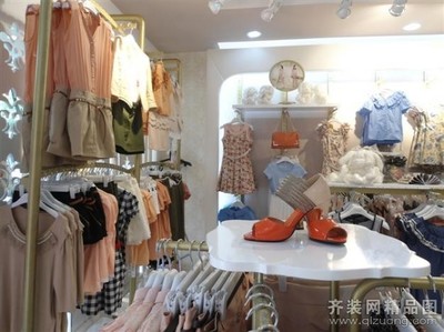 昆山服装店-苏州黄埭服装店装修设计案例